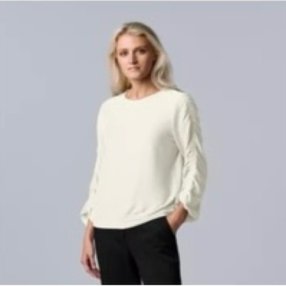 NWT Simply Vera Vera Wang Women’s Shirt